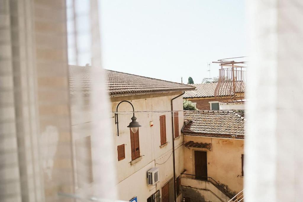 Casa Vacanze L'Angolo Fiorito เบตตอลเล ภายนอก รูปภาพ